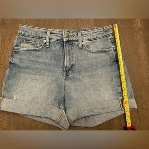 FREE ASSEMBLY DENIM CUFFED MOM SHORTS - Size 4 SKU:350